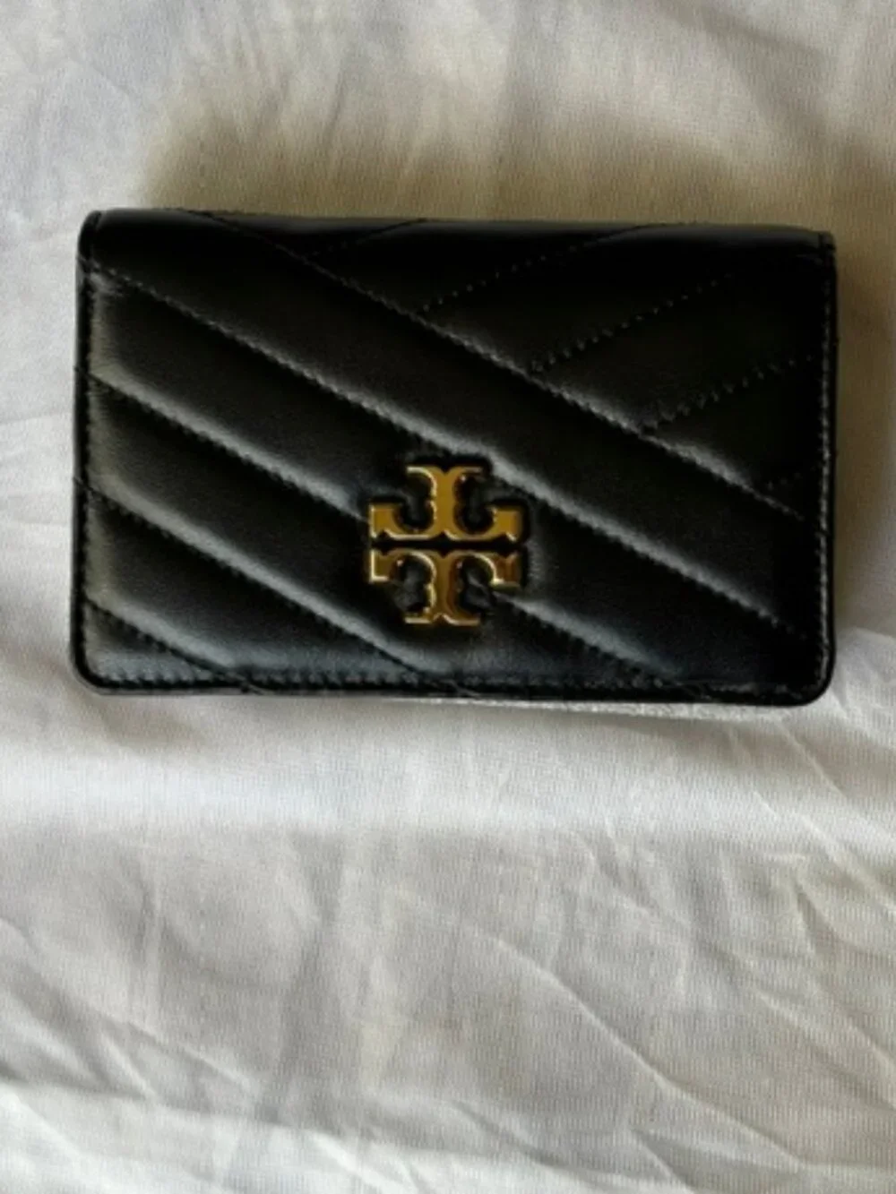 Tory Burch Kira Chevron Medium Slim Wallet Black